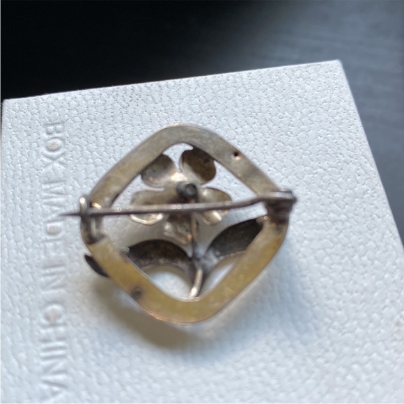 Vintage Estate Floral Brooch & Earring Set - Picture 4 of 6